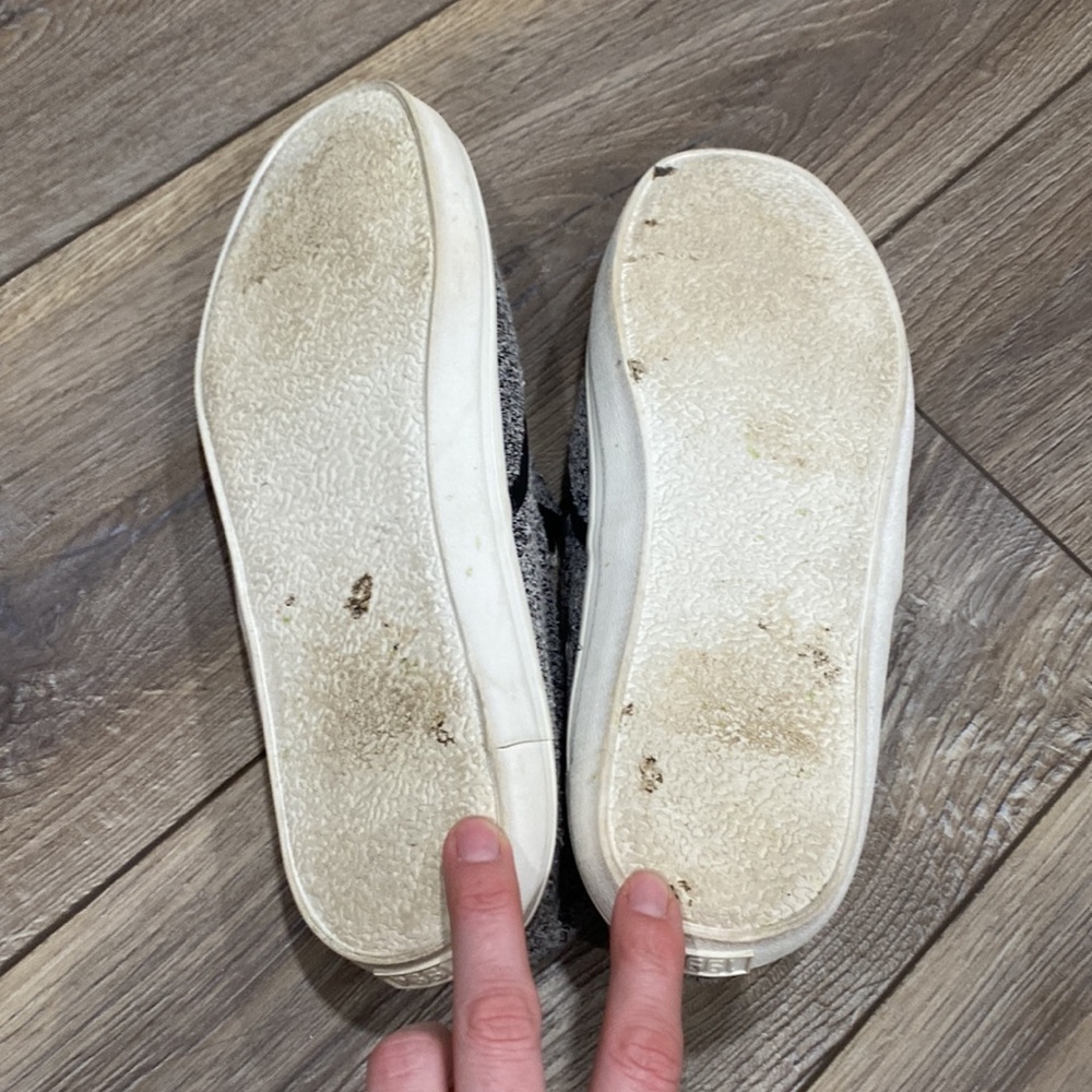 OLD NAVY Sneakers Slip On Black & White Furry Interior Sz 10 - Picture 7 of 8